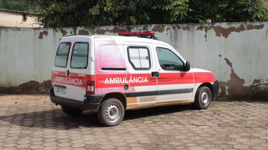 Ambulância do município