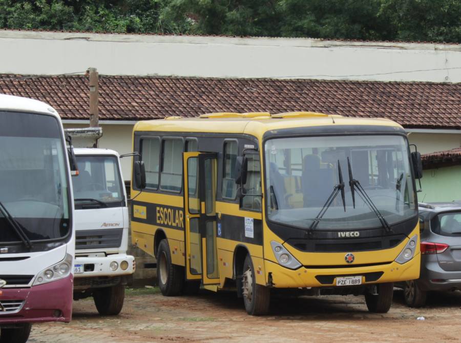 Ônibus escolar para Sobrália