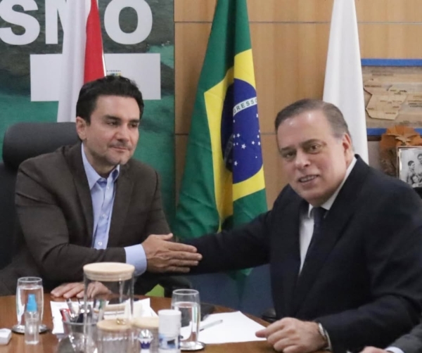 Paulo Abi-Ackel apresenta ao ministro do Turismo projetos para refor&ccedil;ar o Circuito das &Aacute;guas de Minas