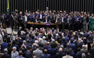 Paulo Abi-Ackel defende pacto de pacifica&ccedil;&atilde;o e di&aacute;logo entre as institui&ccedil;&otilde;es